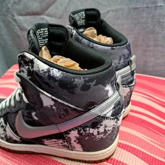 %Nike Dunk Sky High Print Black Sneakers Womens 543258-004 Size 10 / A 23 - Picture 3 of 13
